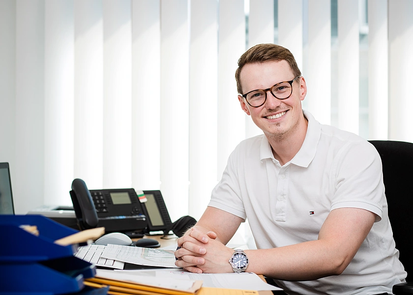 Herr Heine, Abteilung 4 – Straßenerhaltung 