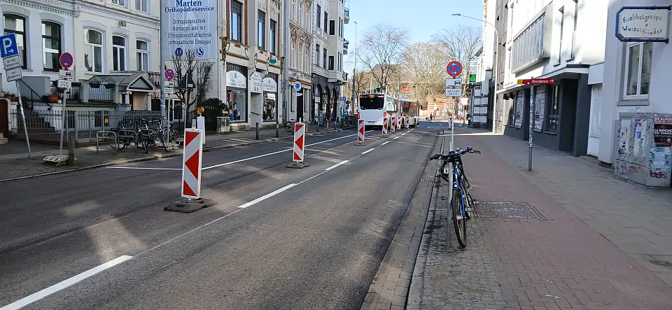 Frisch sanierte Deckschicht in "Au&szlig;er der Schleifm&uuml;hle"