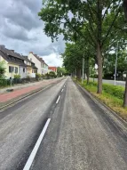 Frische Markierungen auf der Fahrbahn der Vahrer Straße